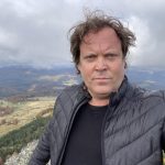 romania promovata international printr un turneu de proiectii organizat de charlie ottley 697a40007b279