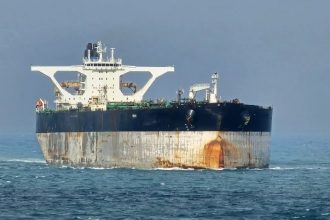 rusia a cerut pe cale diplomatica sua sa inceteze urmarirea unui petrolier care se indrepta spre venezuela 695a36a6912f5