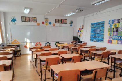 scoli inchise din cauza conditiilor meteo peste 2200 de elevi fac cursuri in regim online 6966715aa0e8b