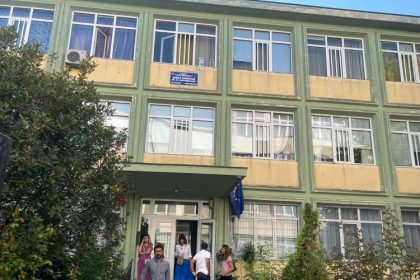 se schimba conducerile scolilor din constanta 85 de posturi de director devin vacante 695b8f2aefc7f