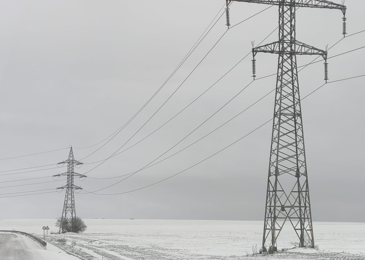 situatia in judet la ora 12 traficul rutier se desfasoara in conditii de iarna dj 391a a fost deblocat nu sunt localitati fara curent 69637f331b857