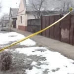 ultimul drum al lui mario tatal adus din penitenciar sub escorta pentru a si ingropa copilul in cenei 6974b0f785c2b