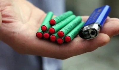 un barbat a murit incercand sa aprinda o petarda 6956b2aa7e153