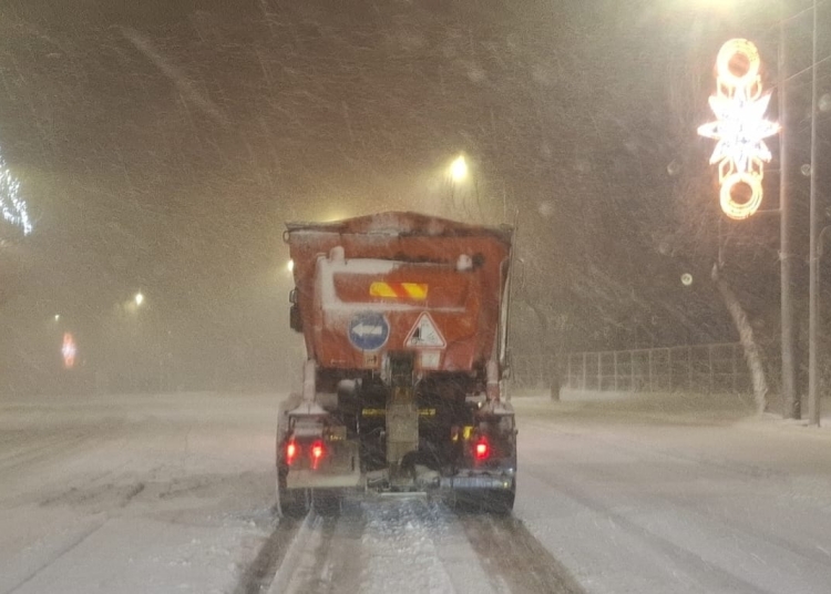 video ninsorile au facut primele probleme in constanta drum blocat si masini inzapezite 696362e57d343