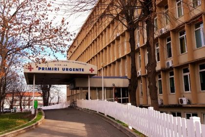 video parinte din mangalia la capatul rabdarii am stat ore la urgenta spitalului mangalia sa ma trimita la constanta pentru orice solutia e constanta 695c2dd2ede2f