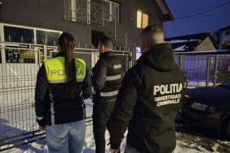 zece persoane din 40 au fost retinute la constanta in urma descinderilor din dosarul imprumuturilor la c a r cu acte false 696a32a368615