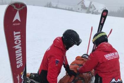 zeci de apeluri de urgenta si un deces in ultimele 24 de ore in masivele din romania 695915b7ca427