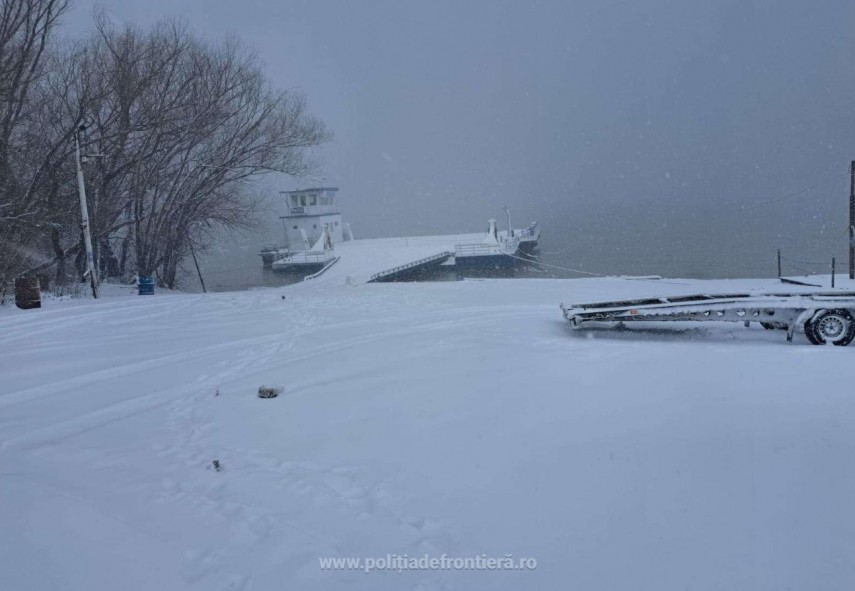 a fost suspendata temporar activitatea bacului chiciu ostrov si a ferryboatului calarasi aidemir 699586816c77a