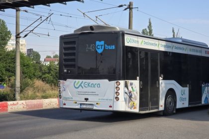 autobuzele liniilor 14 si 102 au revenit pe traseele obisnuite 699d7323ae96e