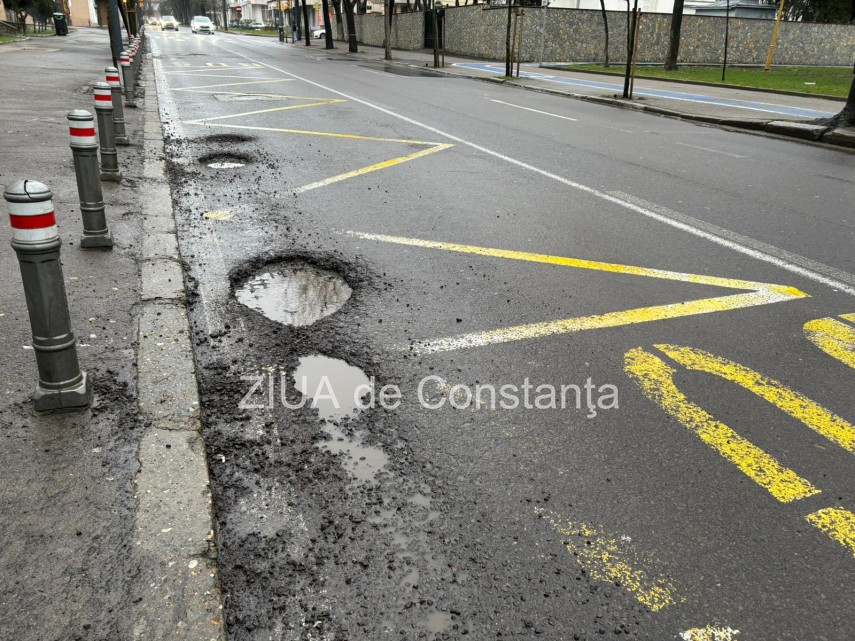 capcane in asfalt chiar in fata spitalului judetean constanta calatorii si soferii de autobuz la proba de rezistenta 699c087a2e978