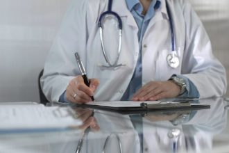 circa 3 000 de persoane si au pierdut certificatul de dizabilitate un control al ministerului muncii a descoperit ca erau obtinute fraudulos 6994d359399a1