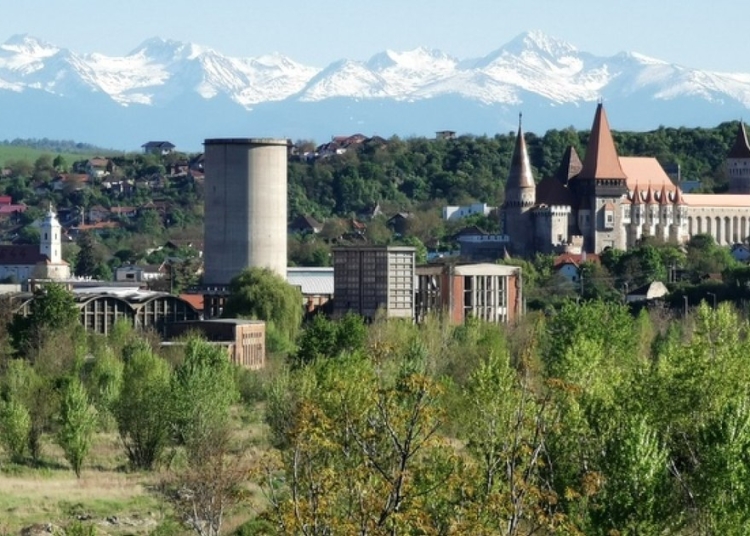 combinatul siderurgic hunedoara vandut catre familia umbrarescu 6993266b5c014