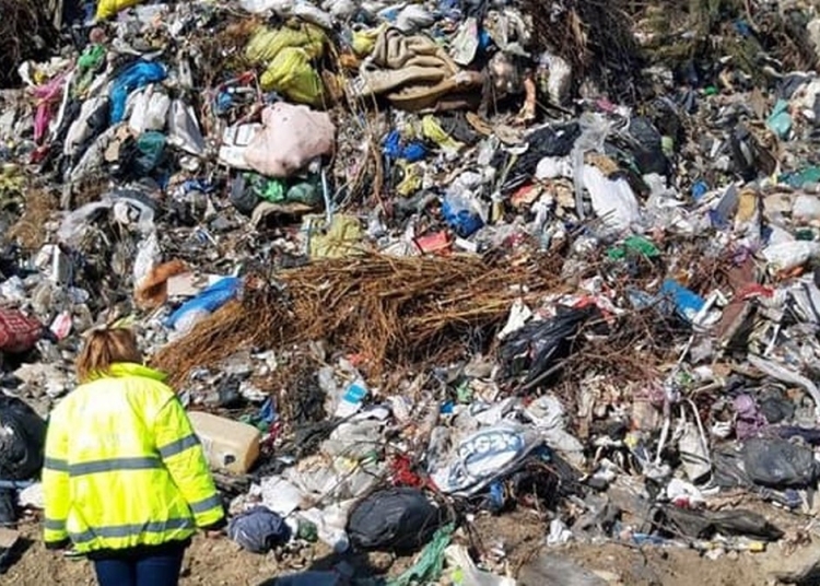 consilierii din lumina vor sa interzica depozitele de deseuri proiectul este atat de prost intocmit incat a primit avize negative 698fb31c21ee4