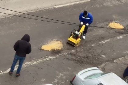 continua lucrarile de reabilitare a strazilor dupa ninsori astazi stefanita voda 69899368d7bcc