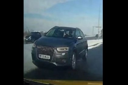 contrasens periculos pe a3 soferul ajuns viral a fost prins si sanctionat 699b3ffebb36f