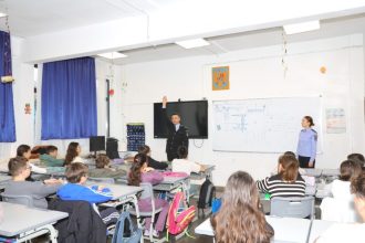 directia generala politia locala constanta intensifica actiunile preventive in scoli sute de elevi instruiti la liceul teoretic decebal si alte unitati din municipiu 69a0124d412d0