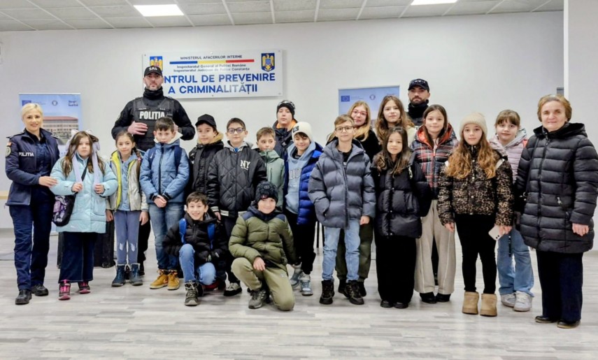 elevi ai colegiului national constantin bratescu detectivi pentru o zi la ipj constanta 6993226043b39