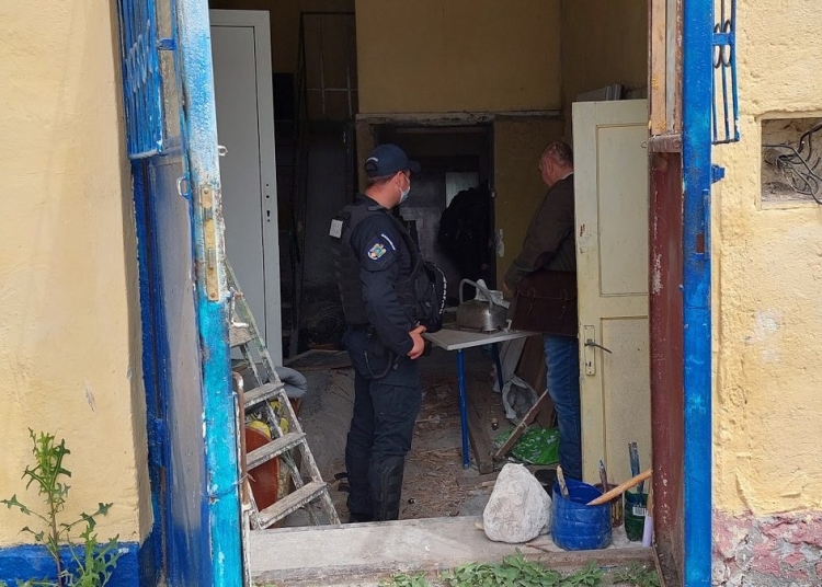 evacuare cu iz penal la murfatlar s a lasat cu lovituri de topor 69965a0618a76