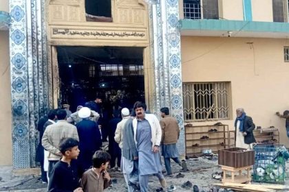 explozie la o moschee din pakistan 31 de oameni au fost ucisi 169 au ajuns la spital 69860c90863be