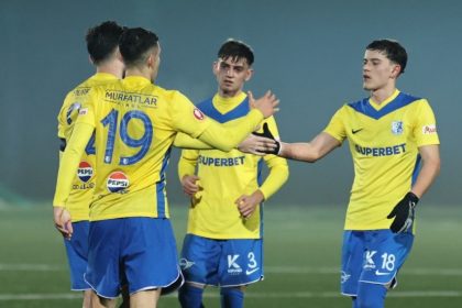 farul a incheiat cu o victorie clara grupa d din cupa romaniei dar a ratat calificarea in sferturile de finala 698e2609a02bc