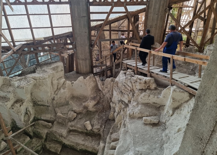 galerie foto bisericutele de creta din murfatlar ar putea sa fie salvate consiliul judetean semneaza un parteneriat pentru realizarea proiectului 699e4fbf62df0