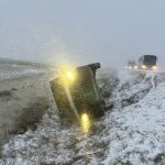 galerie foto constanta sub asediul iernii viscol si strat consistent de zapada prapad in tara drumuri blocate copaci si stalpi cazuti 69961ab914415