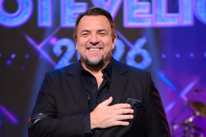 horia brenciu blocat la kuala lumpur dupa ce cursa spre doha s a intors din drum cu cata usurinta poate devia un razboi destinele oamenilor 69a34ccbb8f0e