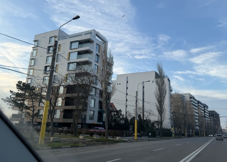 hotelul victor din mamaia ramas fara autorizatie de construire nu poate intra in legalitate 699ba2eaafe0a