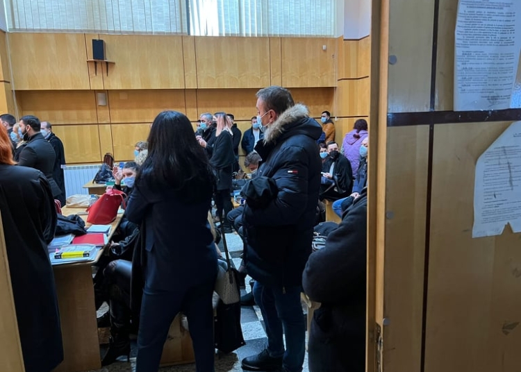 individul care si a terorizat fosta iubita sa se impace cu el punand o si pe publi24 ani grei de inchisoare 698144e464823