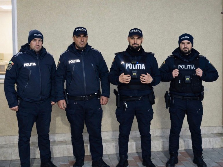 interventie de urgenta a politiei pentru salvarea unui barbat aflat in pragul sinuciderii 6982489c91353