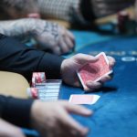 jaf cu un cutit la o sala de jocuri de noroc din medgidia 698733a4b7915