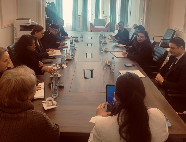 mae initiaza un grup de lucru interinstitutional pentru studierea limbii romane in strainatate 69a1d77df1528