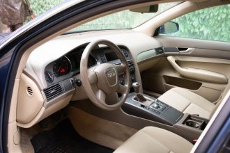 masina de protocol a lui klaus iohannis cand era primar la sibiu a fost scoasa la licitatie 6986057bd6e51