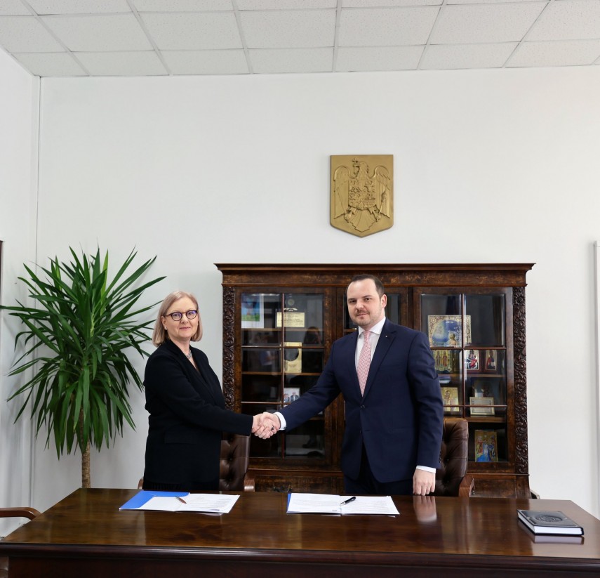 ministerul sanatatii a semnat protocolul de colaborare cu asociatia telefonul copilului un apel poate opri un gest