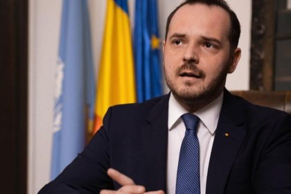 ministrul rogobete le bate din nou obrazul medicilor care pleaca din spitalele de stat in timpul programului pentru care sunt platiti la clinicile private 6998abb30f7b0