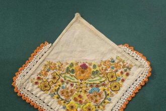 muzeul de arta populara constanta batista de nunta din transilvania exponatul saptamanii 69935357aa1c8