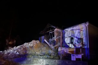 o biserica reformata din judetul salaj monument istoric de grupa valorica a s a prabusit o politista ranita 698306aaa87ec