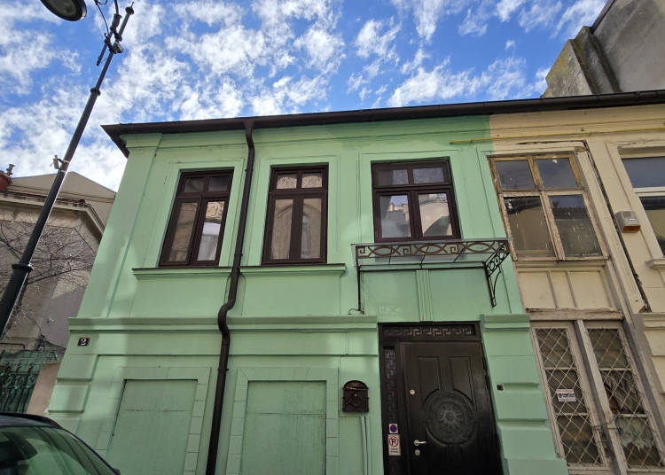 o casa mica din constanta veche intra in vizorul dezvoltatorilor legaturi cu proprietarul locului unde a functionat hotel continental 69a31b6441d30