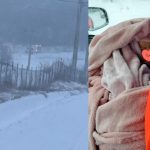 o femeie a nascut acasa dupa ce ambulanta n a mai ajuns din cauza conditiilor meteo extreme 6995750b56246