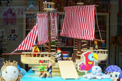 o noua firma de jucarii in constanta offy toys srl intra pe piata de retail pentru copii 6981c0115dde3