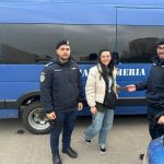 portofel pierdut in taxi restituit proprietarei de jandarmi 699f54328508c