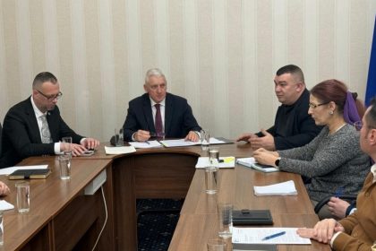 presedintele aep adrian tutuianu deschide dialogul cu sindicatul functionarilor pentru reorganizarea institutiei si optimizarea personalului 698ddc5bed628