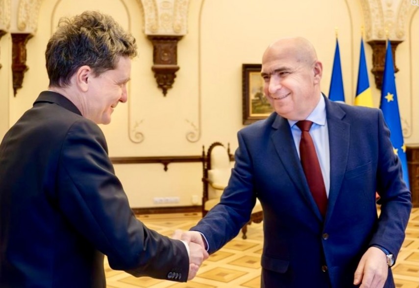 presedintele nicusor dan discutie cu premierul ilie bolojan inainte de lansarea eastinvest la