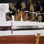 prinsi cu droguri asupra lor si cu un cutit 699c1aa82b7ca