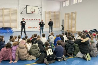 proiectul no bullying a ajuns si la scoala gimnaziala nr 28 dan barbilian din constanta 69904a56a9700