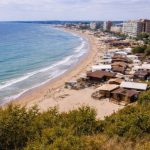 raportul mediului despre litoral peste 4 000 de constructii ridicate pe terenuri care ar fi trebuit sa apartina statului 6983a4fc2afa3