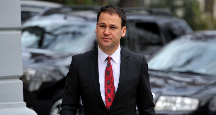 reactia lui robert negoita dupa descinderile dna sunt drumuri publice exclusiv pentru cetatenii din sectorul 3 6984779195c4f