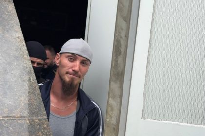 sacalu criminalul de pe litoral si a schimbat numele in puscarie 69950b6930060