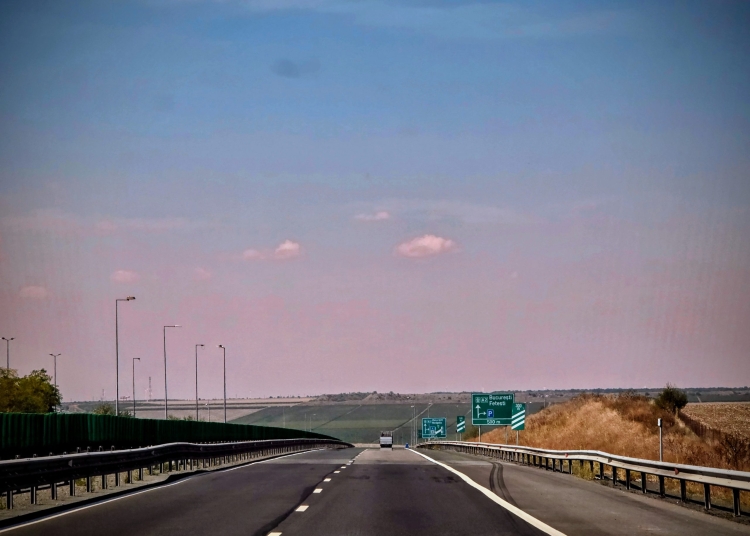 situatia traficului rutier la nivel national cum se circula pe principalele artere si pe autostrazi 699d490cc6971