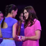 sorana cirstea este campioana transylvania open 2026 trofeul i a fost inmanat de simona halep 6988774fe9a12
